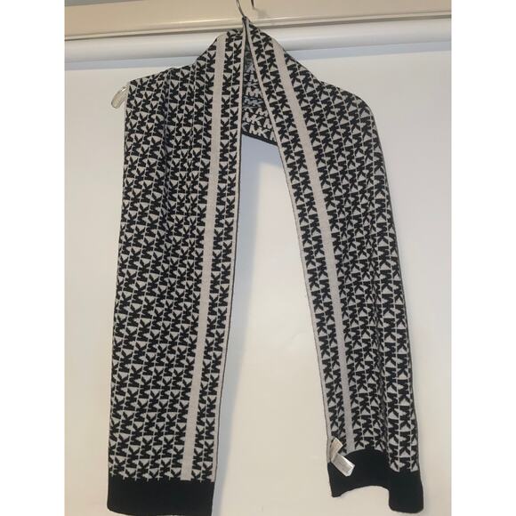 Michael Kors Signature Logo Monogram Scarf OS Black/Gray - Picture 1 of 3